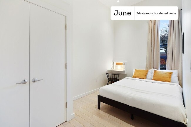 Room in Shared 6.0 bed/3 bath home in Brooklyn, NY - Building Photo - Building Photo
