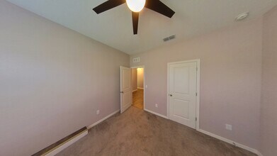 3920 Loon Ln in Sanford, FL - Building Photo - Building Photo