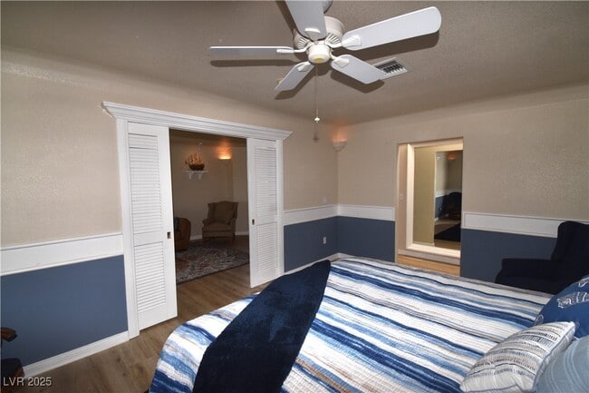 property at 6889 Beverly Glen Ave
