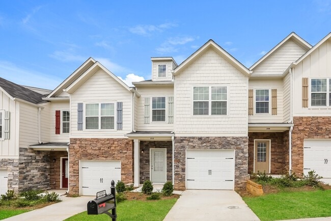 212 Riley Cir