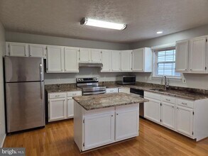9326 Steeple Ct in Laurel, MD - Building Photo - Building Photo