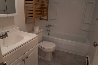 603 Gott St, Unit 1 in Ann Arbor, MI - Building Photo - Building Photo