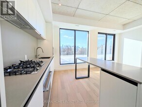 1720 Bayview Ave in Toronto, ON - Building Photo - Building Photo