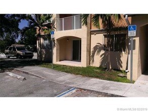 17622 NW 25th Ave-Unit -106 in Miami Gardens, FL - Building Photo - Building Photo