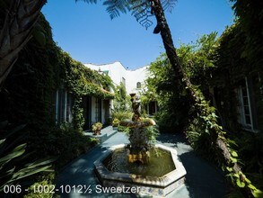 1002-1012 N Sweetzer Ave in Los Angeles, CA - Building Photo - Building Photo