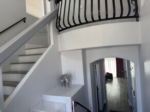 6908 Treble Clef Ave in Las Vegas, NV - Building Photo - Building Photo