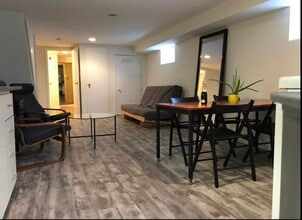 287 Barton Av in Toronto, ON - Building Photo - Building Photo