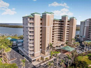 4141 Bay Beach Ln in Fort Myers Beach, FL - Building Photo - Building Photo