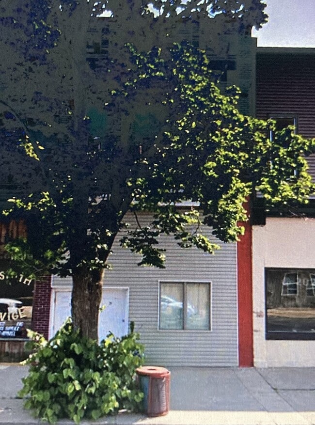 79 Main Ave, Unit Apt B
