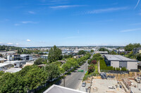 Bertona Steps in Seattle, WA - Foto de edificio - Building Photo