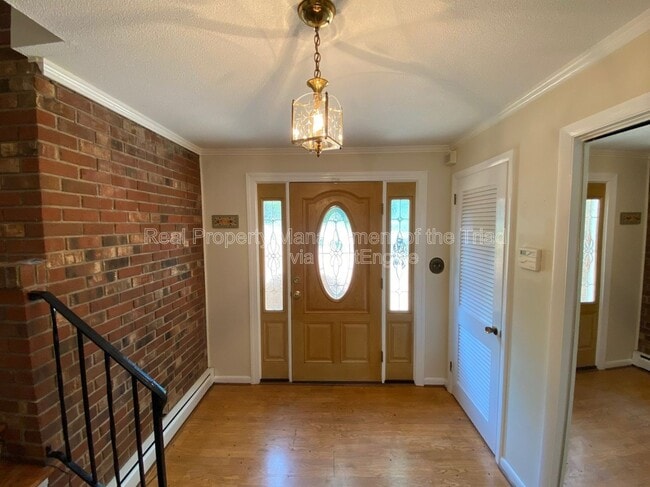 926 Hilltop Blvd in Reidsville, NC - Building Photo - Building Photo