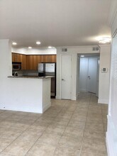 1011 Crystal Way in Delray Beach, FL - Building Photo - Building Photo