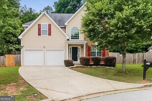 215 Laura Cir in College Park, GA - Building Photo