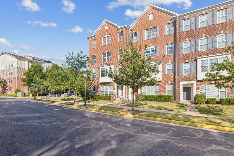 15262 Torbay Way in Leesylvania, VA - Building Photo