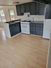 4050 Jupiter St in Winnemucca, NV - Building Photo - Building Photo