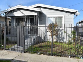 1285 77th Ave in Oakland, CA - Building Photo