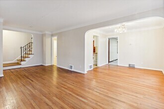 3766 Warrendale Rd in South Euclid, OH - Building Photo - Building Photo