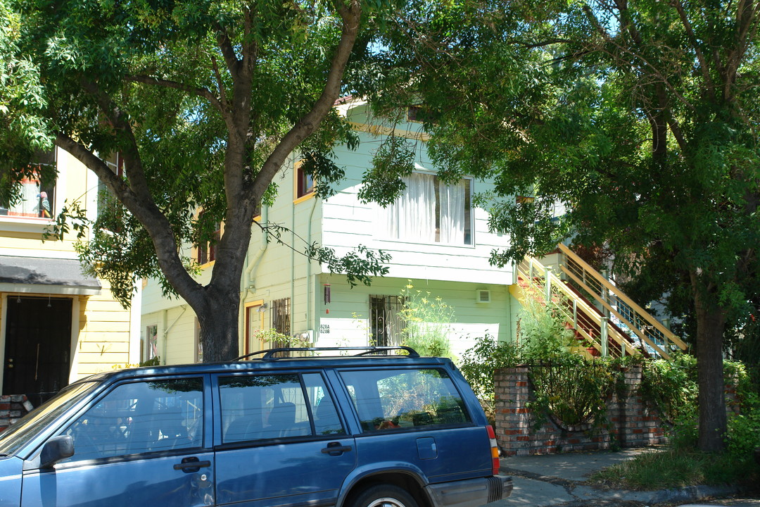 828-834 59th St in Oakland, CA - Foto de edificio