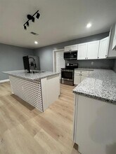 2211 54th Ave Dr W in Bradenton, FL - Building Photo - Building Photo