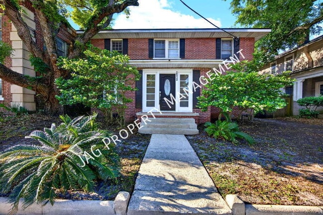 property at 2512 Park St