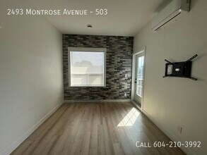 2493 Montrose Ave in Abbotsford, BC - Building Photo - Building Photo