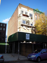 305 W 123rd St in New York, NY - Building Photo - Building Photo