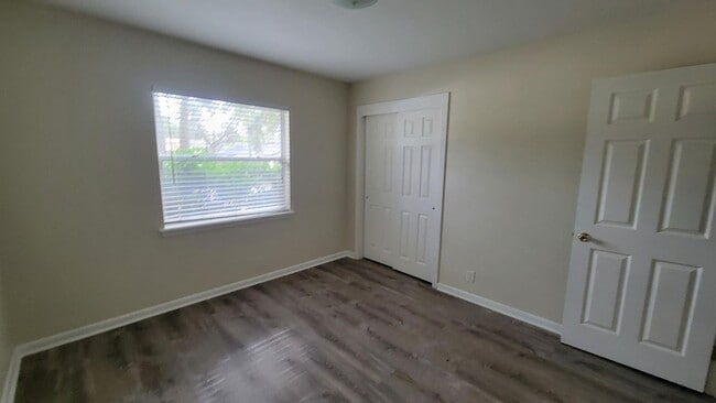8255 Mathonia Ave in Jacksonville, FL - Building Photo - Building Photo