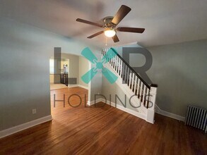 304 Berbro St in Darby, PA - Building Photo - Building Photo
