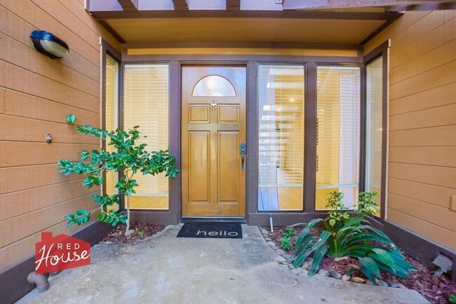 4009 Canario St in Carlsbad, CA - Building Photo - Building Photo