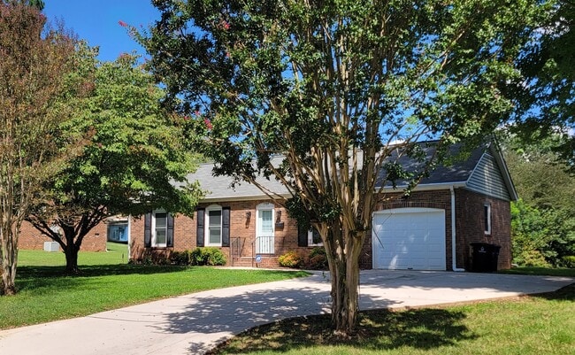 property at 1789 Hausman Dr