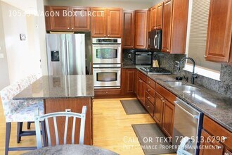 10533 Wagon Box Cir in Littleton, CO - Building Photo - Building Photo