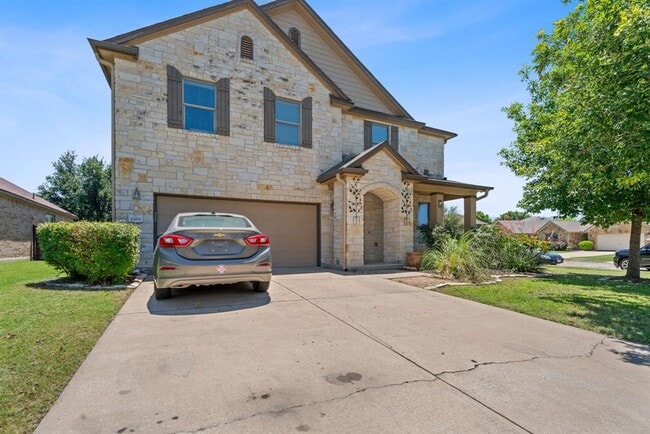 property at 1109 Hyde Park Dr
