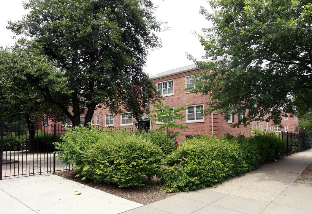 Mayfair Mansions in Washington, DC - Building Photo