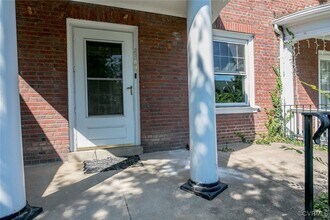 2302 Maplewood Ave in Richmond, VA - Building Photo - Building Photo