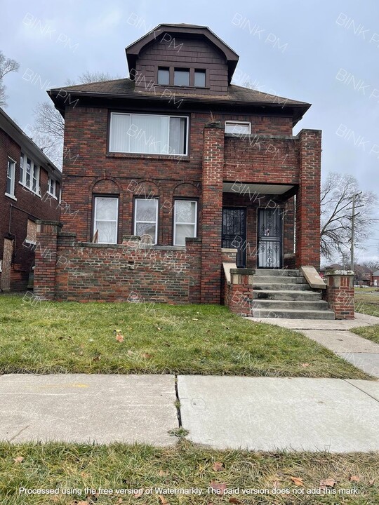 2741 Doris St in Detroit, MI - Building Photo