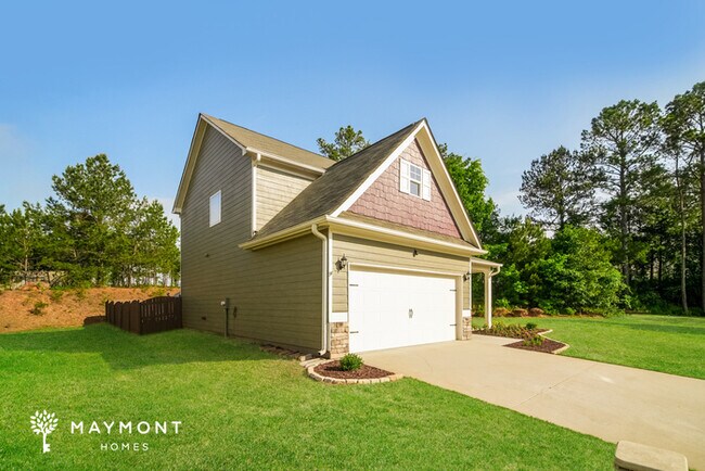 705 Azalea Pt in Villa Rica, GA - Building Photo - Building Photo