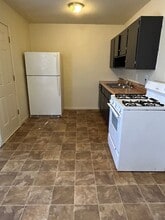 3437 SW Brendan Ave in Topeka, KS - Building Photo - Building Photo