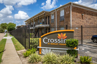 Crossings at Berkley Square in Houston, TX - Foto de edificio - Building Photo