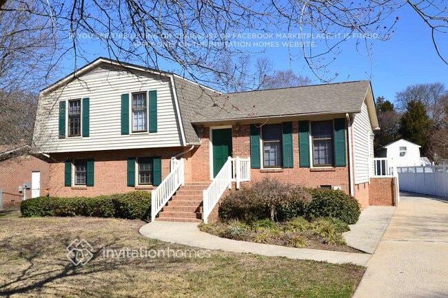 property at 12301 Oakhaven Dr