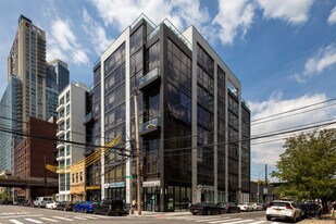 Arcadia LIC in Long Island City, NY - Building Photo