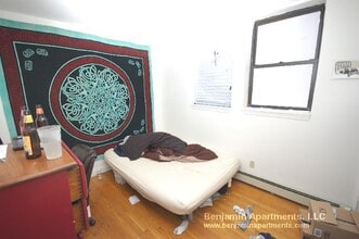 11 Scottfield Rd, Unit 2 in Boston, MA - Building Photo - Building Photo