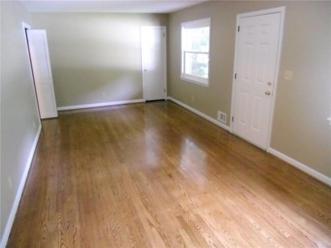 2604 Princess Ln SE in Marietta, GA - Building Photo - Building Photo