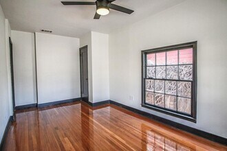 2415 25th St in Lubbock, TX - Building Photo - Building Photo