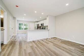 7266 W Reformatory Rd in Fortville, IN - Building Photo - Building Photo