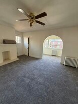 3825-3827-3827 Brighton Rd in Pittsburgh, PA - Building Photo