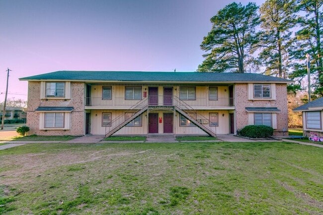 property at 2401 Brookridge Dr