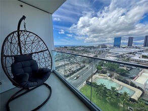 1000 Auahi St in Honolulu, HI - Building Photo - Building Photo