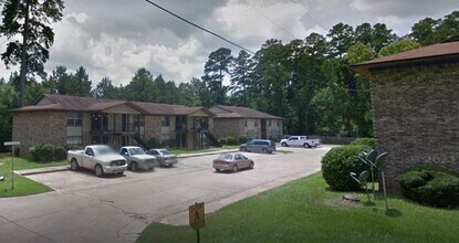 1388 Adickes Allee St in Hemphill, TX - Building Photo - Building Photo