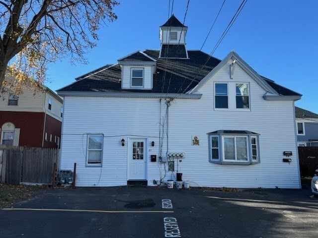 79 Marlborough St-Unit -1 in Lowell, MA - Building Photo