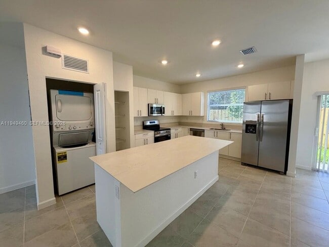 property at 254 10th Ct